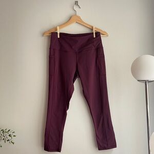 Senita Athletics Burgundy Nylon Capri Leggings Size M